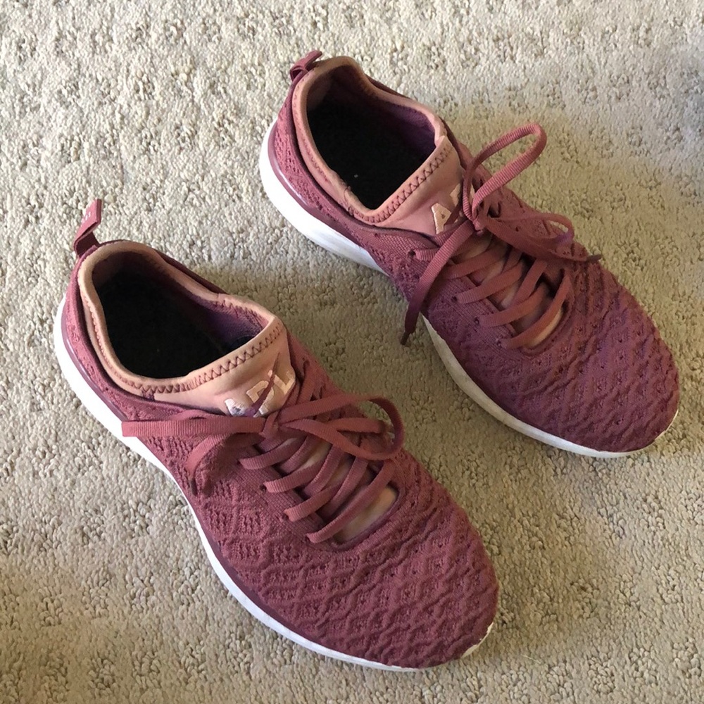 APL Techloom Phantom